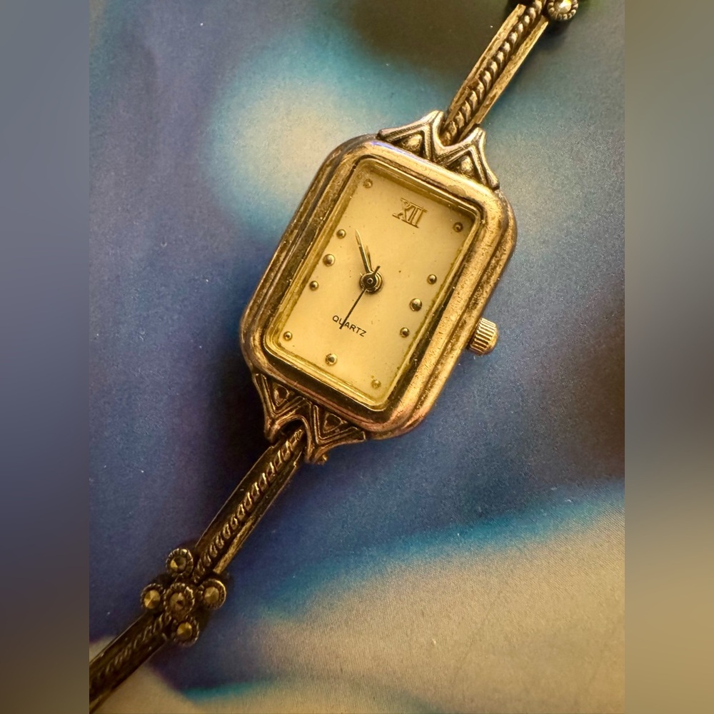 Elegant Art Deco Sterling Women's Watch Bracelet - Picture 5 of 15